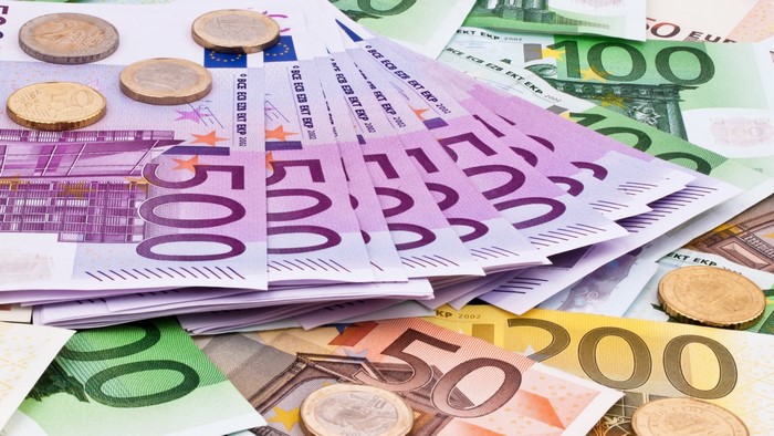 Euro banknotes and coins