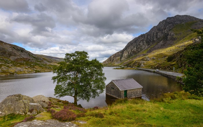 Ogwen Valley Snowdonia National Park Lake with Boathouse