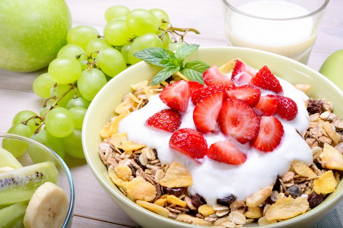 Muesli with Strawberries, Grapes, and Yogurt