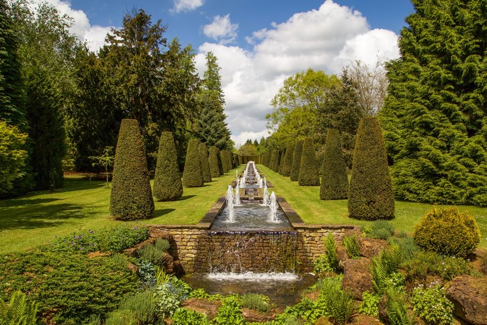 Thenford House garden waterfalls and topiary