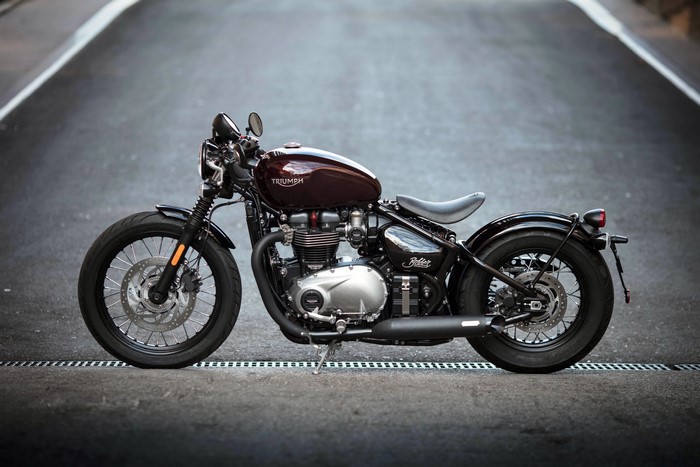 4K 2017 Triumph Bonneville Bobber motorcycle