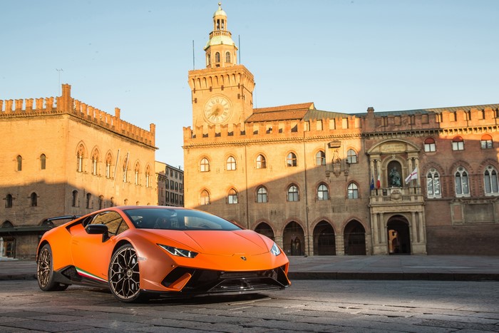 Orange Lamborghini Huracan Performante in Bologna