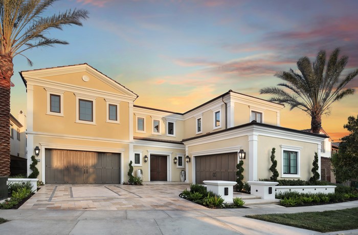 Luxury Mansion with Garage and Palm Trees