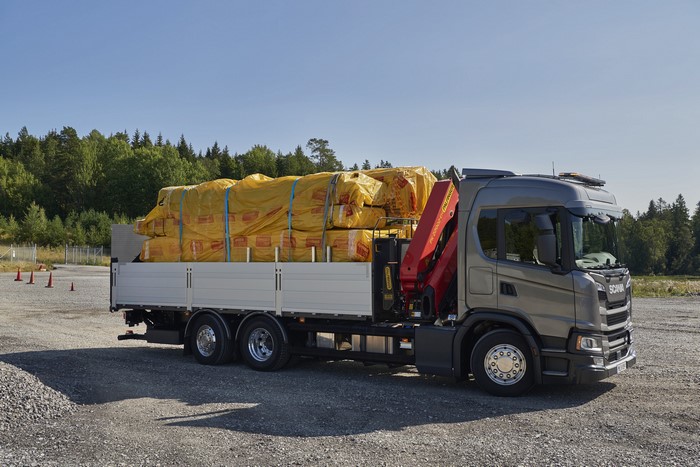 Scania truck with crane and cargo