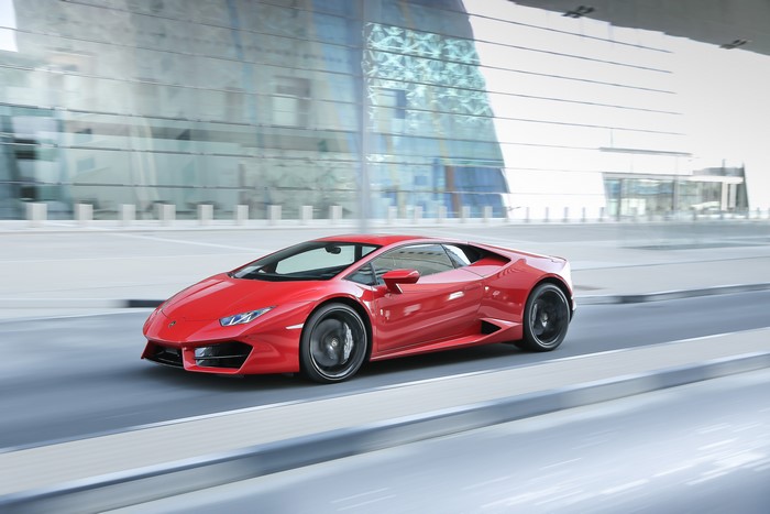 Red Lamborghini LP 580-2 Huracan in Motion