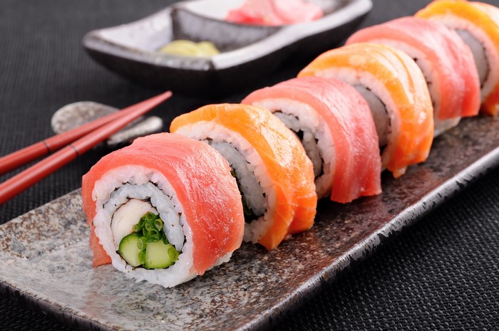 Sushi rolls with salmon and tuna