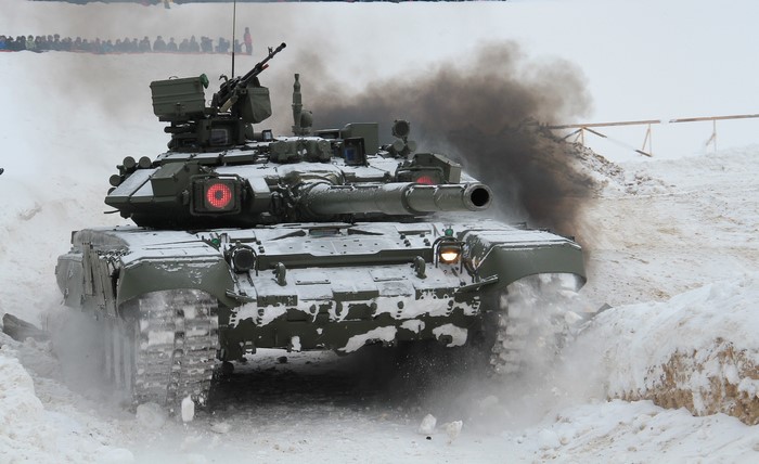 Russian T-90 Tank Moving Through Snow
