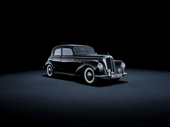 4K 1951-55 Mercedes-Benz 220 Limousine