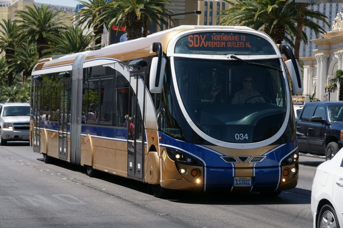 SDX Bus Northbound to Premium Outlets