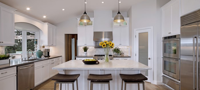 Modern Kitchen with Island and Stainless Steel Appliances