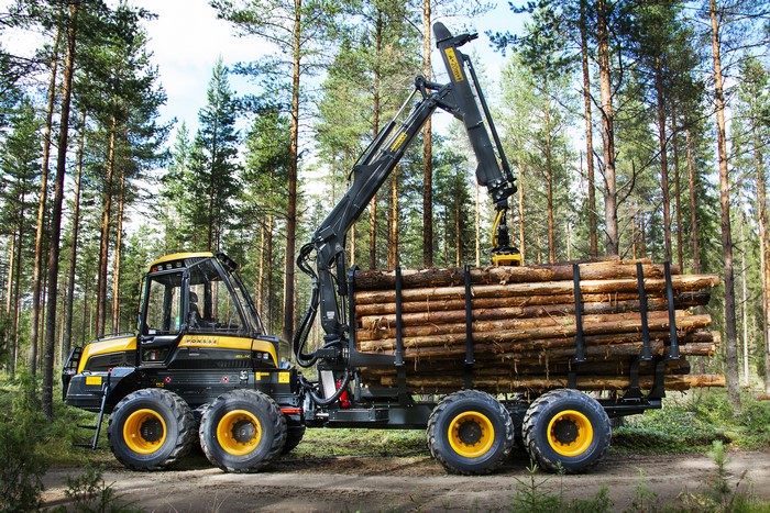 2014-17 Ponsse Elk Forwarder in Forest