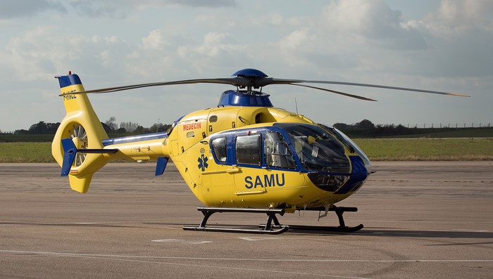 4K Yellow SAMU Helicopter F-HNCE