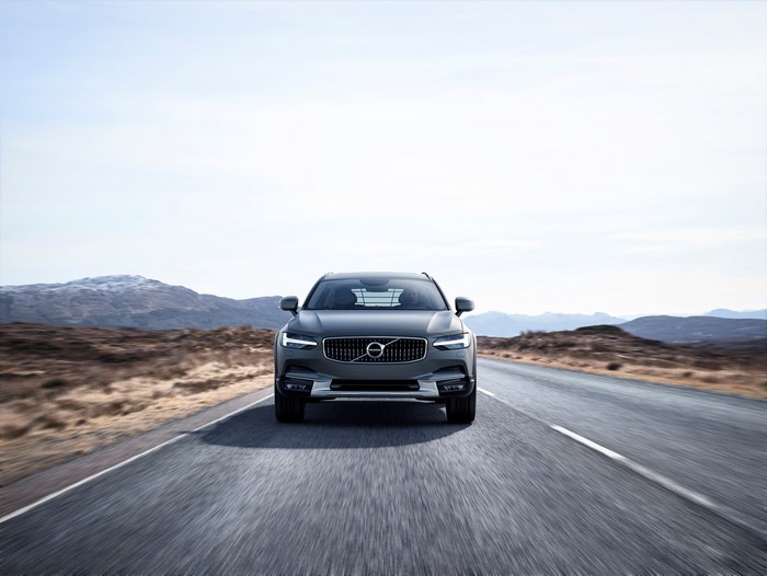 2017 Volvo V90 Cross Country Estate Car