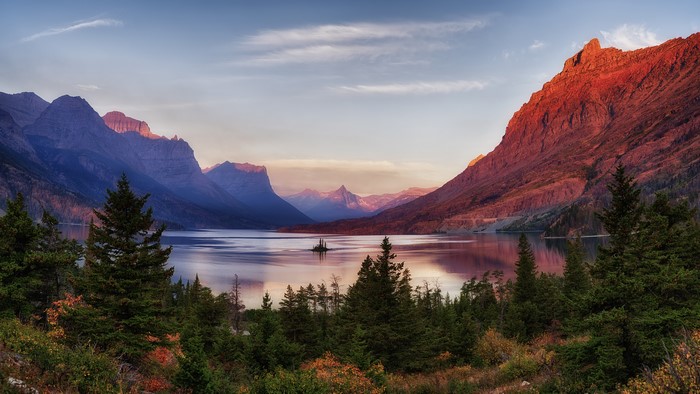 4K Sunrise Over Glacier National Park Lake and Mountains