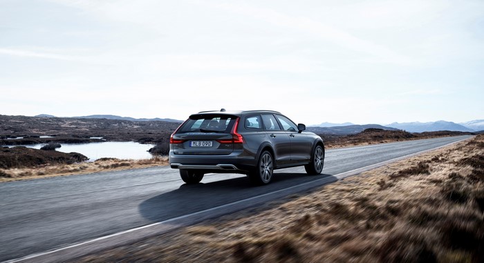 2017 Volvo Cross Country V90 Estate Car