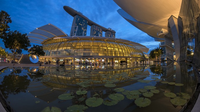 Marina Bay Sands and ArtScience Museum at dusk