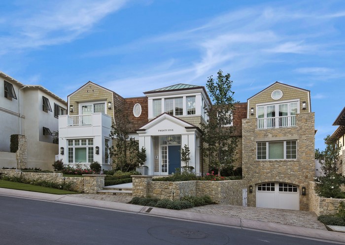 Luxury Houses in Laguna Beach, USA
