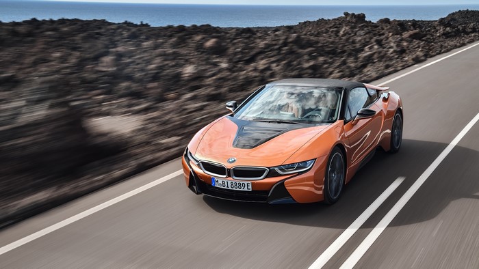 BMW i8 Roadster Orange 4K Motion