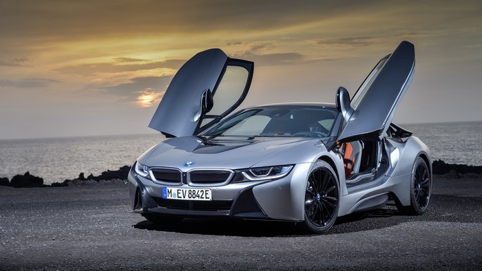 4K BMW i8 2018 Grey Coupe