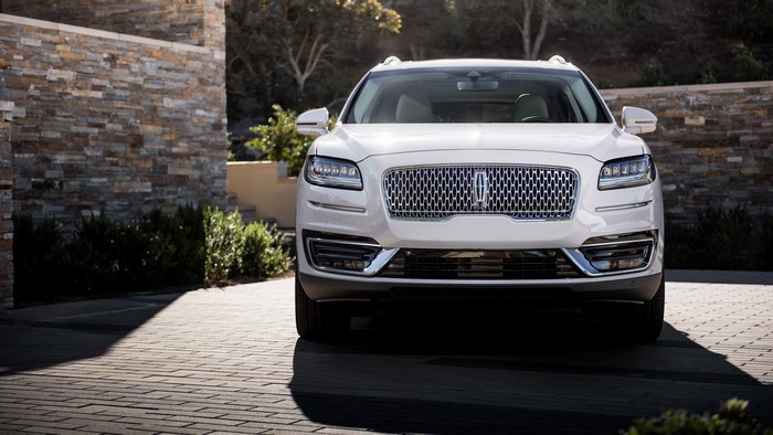 4K 2019 Lincoln Nautilus Front