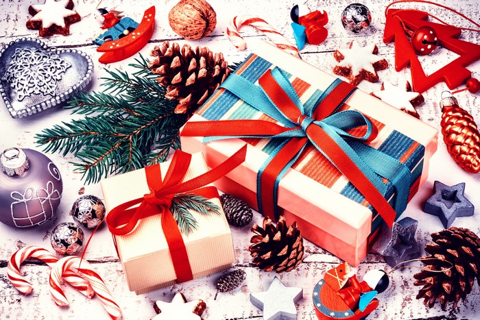 Christmas Gifts and Decorations