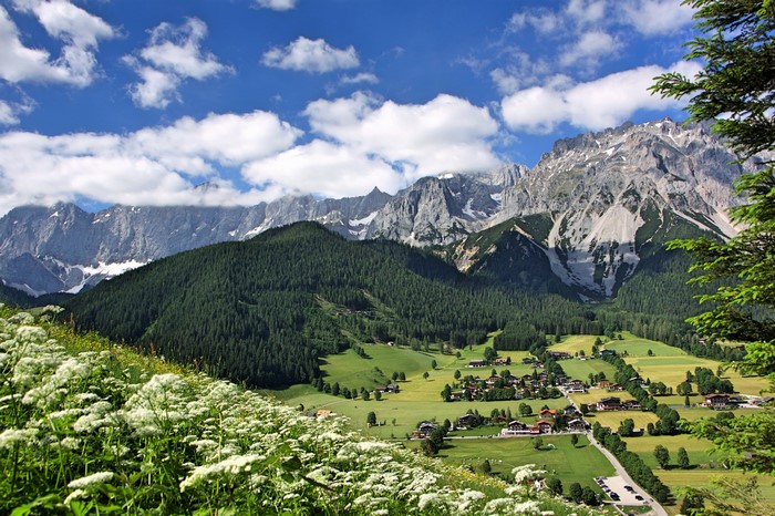 Ramsau am Dachstein, Styria, Austria: Mountain Village Scenery