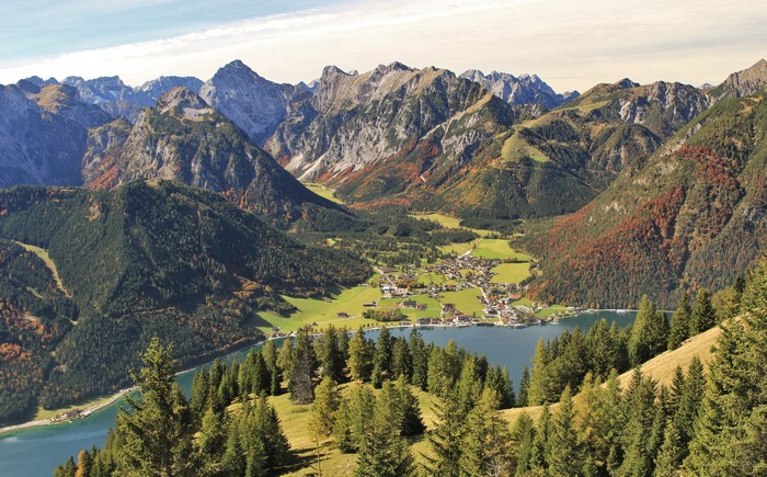 Pertisau, Austria: Mountains, Lake, and Village