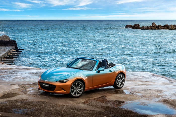 2016 Mazda MX-5 Levanto by Garage Italia Customs