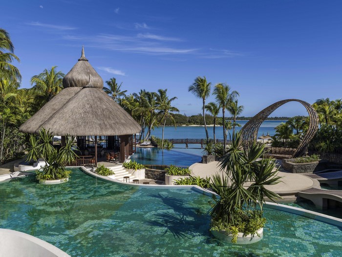 Shangri-La Mauritius Resort Pools and Palms