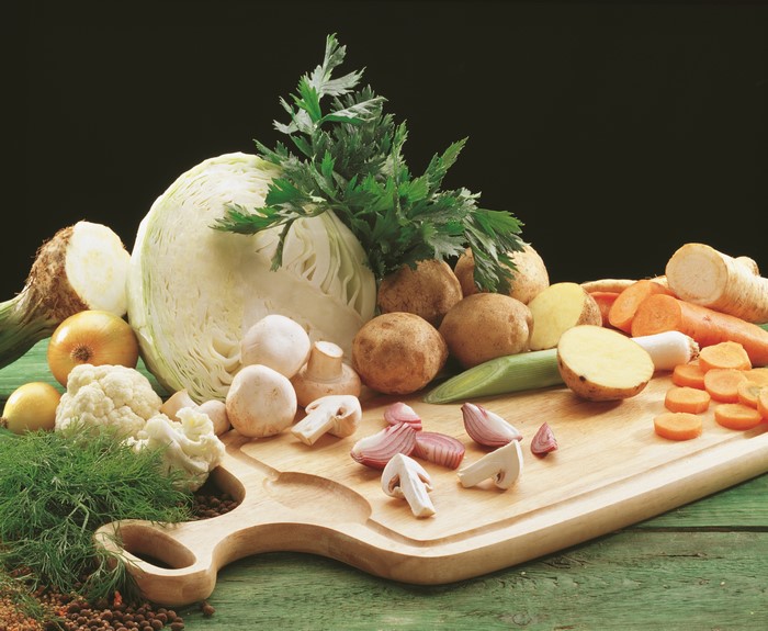 4K Vegetables on a Cutting Board