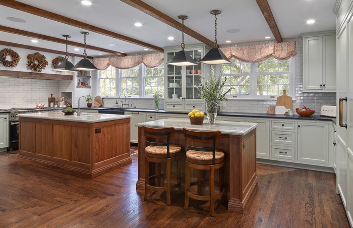 Kitchen Interior Design with Islands and Pendant Lamps