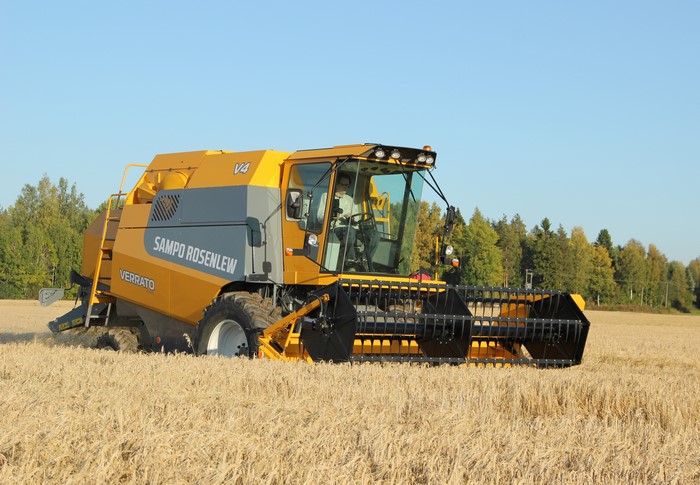 Sampo Rosenlew Verrato V4 Combine Harvester in Field