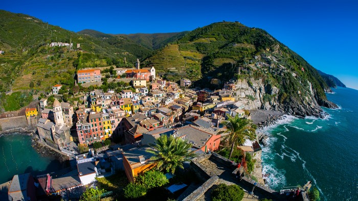 Vernazza, Liguria, Italy: Colorful Houses on a Coastal Cliff