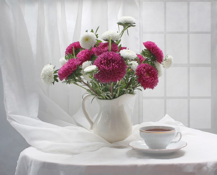 Still-life with Asters in a Vase and a Cup of Tea