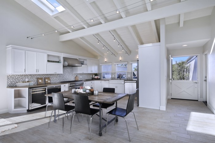 Kitchen with Dining Table and Chairs