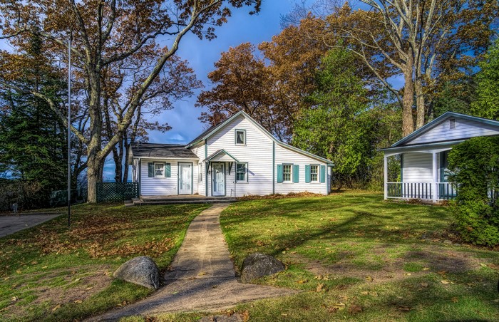 Houses in Leland, Michigan during Autumn