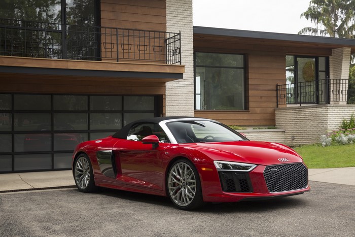 Red 2018 Audi R8 Spyder V10 Cabriolet