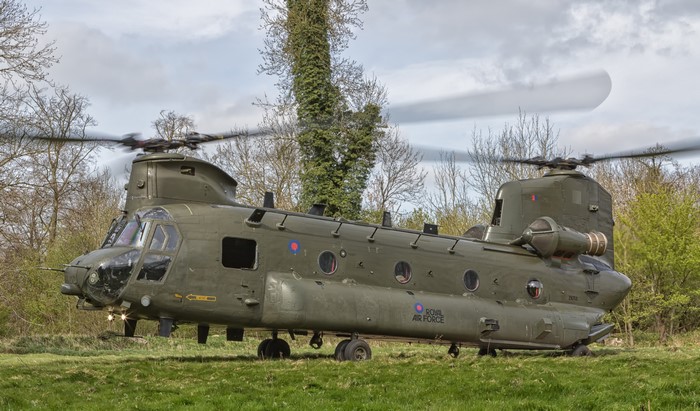 Vertol CH-47 HC.4 Chinook ZA713-14 Royal Air Force