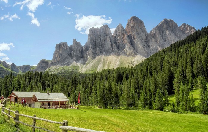 Santa Maddalena, Italy: Mountains, Forests, and Houses