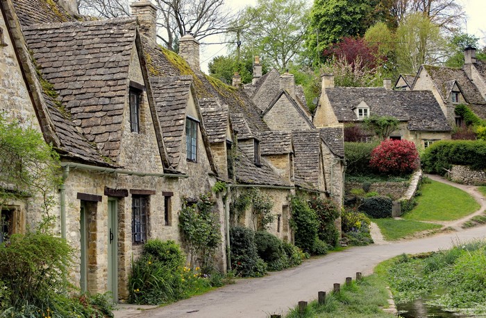Bibury England Cottages and Street