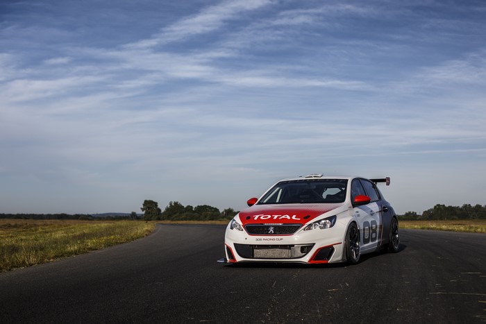 Peugeot 308 Racing Cup by Total