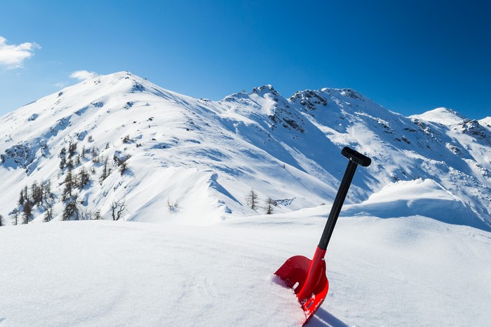 4K Winter Mountains Snow Shovel