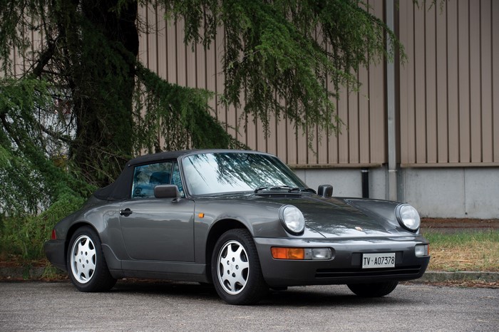 1989-91 Porsche 911 Carrera 4 Cabriolet