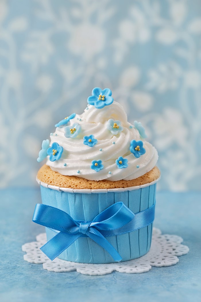 Blue Cupcake with Flowers and Bow