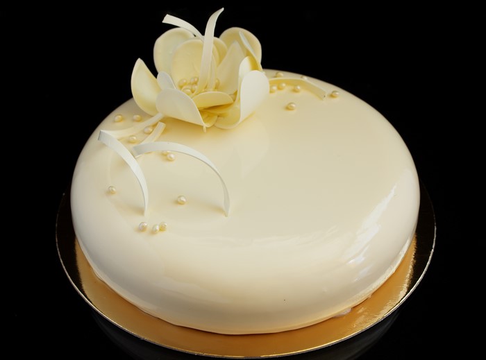 White Mirror Glaze Cake with Flower Decoration