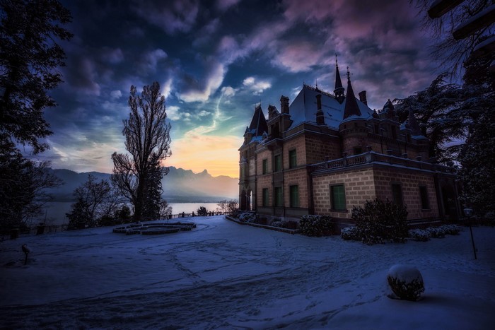 4K Hunegg Castle Hilterfingen Switzerland Winter Evening