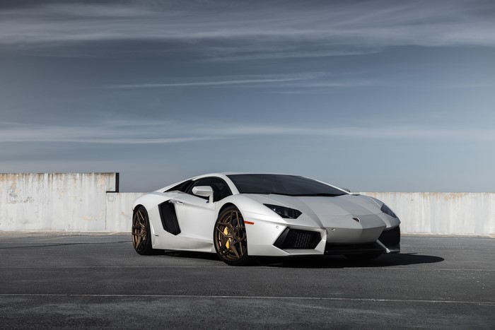 White Lamborghini Aventador