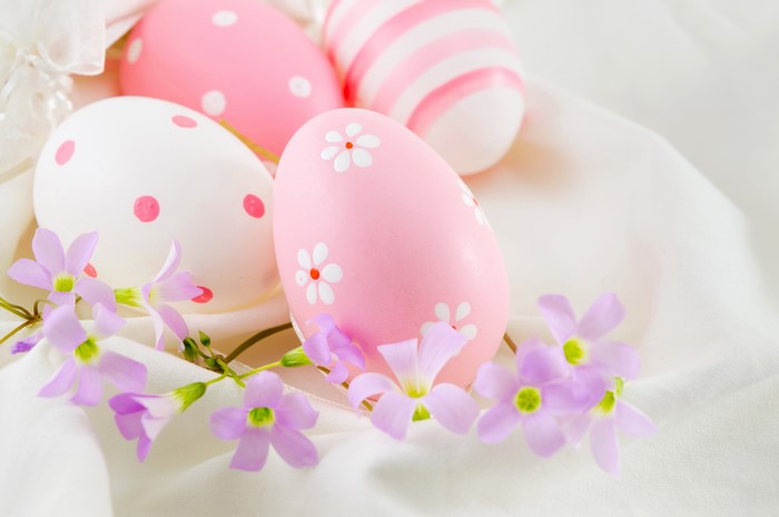Easter Eggs with Flowers