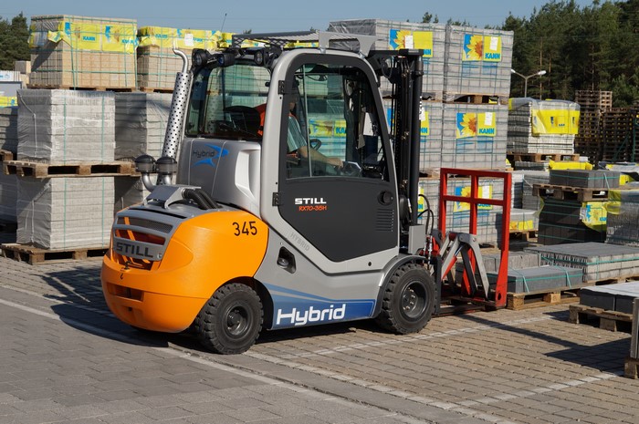 Still RX70-35H Hybrid Forklift