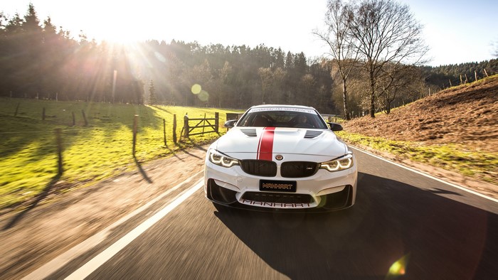 4K BMW M4 2018 550 MH4 Manhart Racing